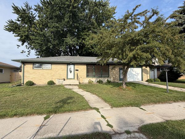 2024 N 25th St, Sheboygan, WI 53081
