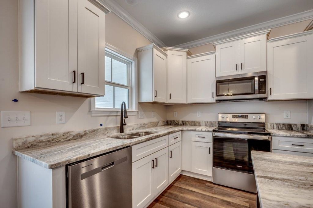 835 Rabon Rd.  Photo 5