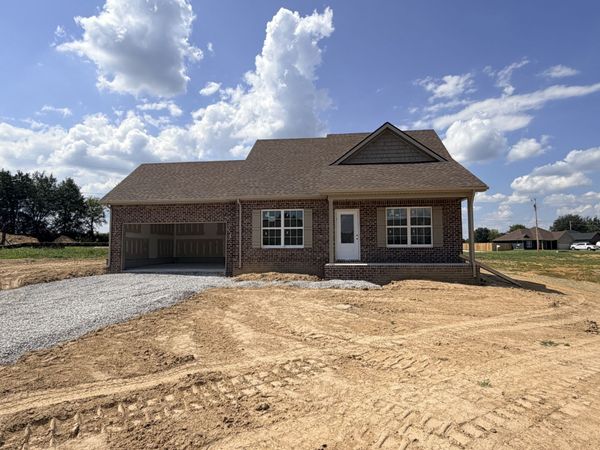 126 Hilltop St , Manchester, TN 37355