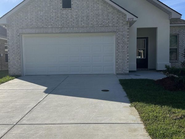 11572 Juban Parc Ave, Denham Springs, LA 70726