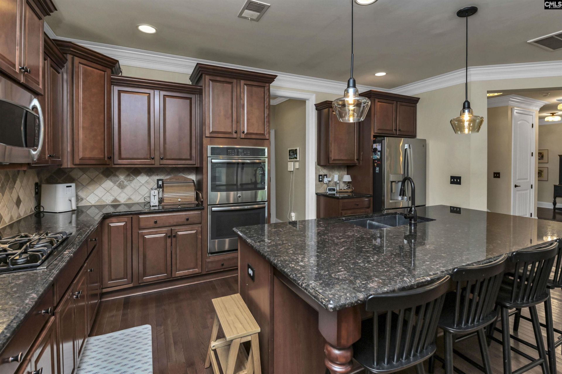 1200 University Parkway Photo 29