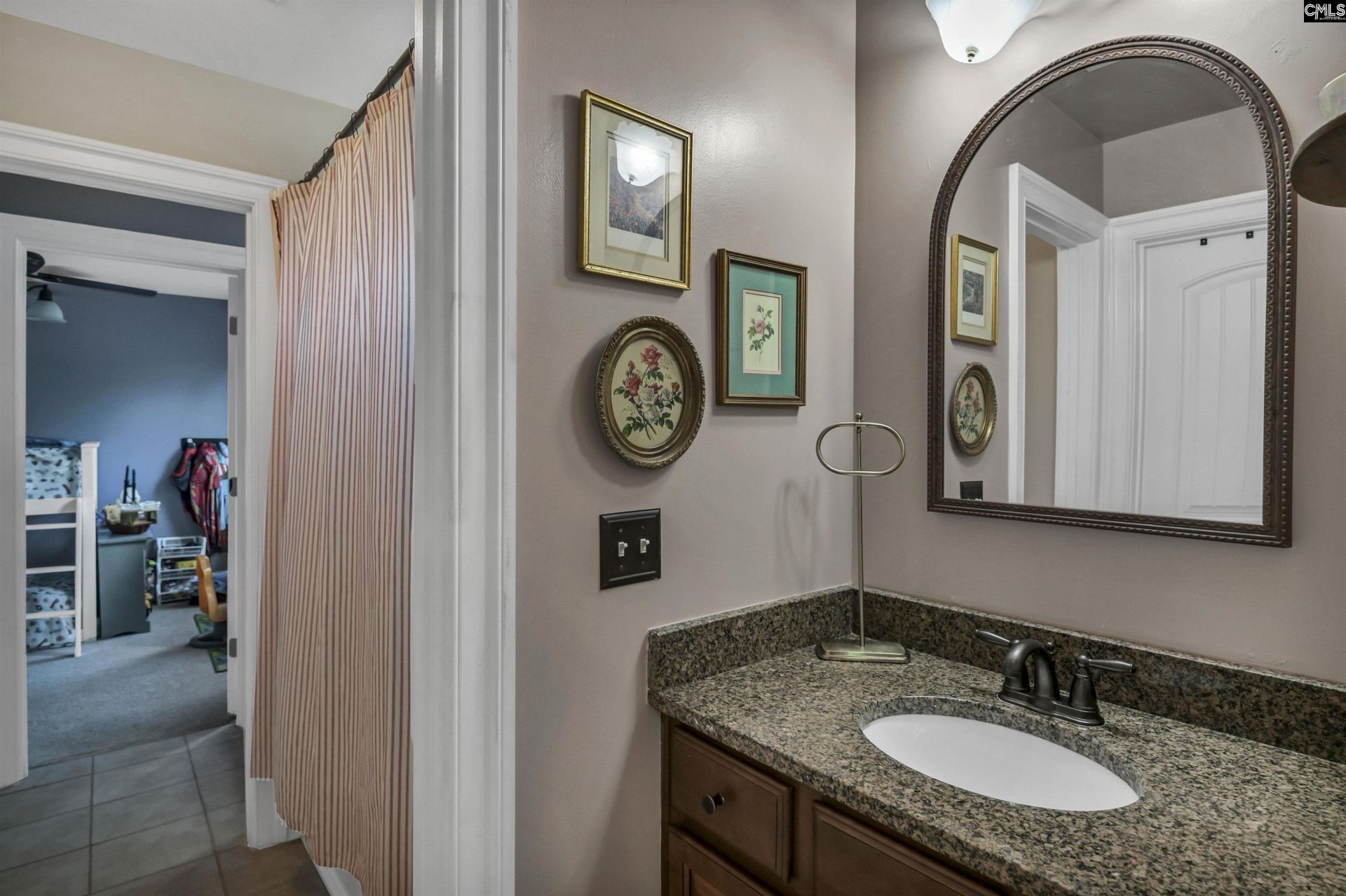 1200 University Parkway Photo 44