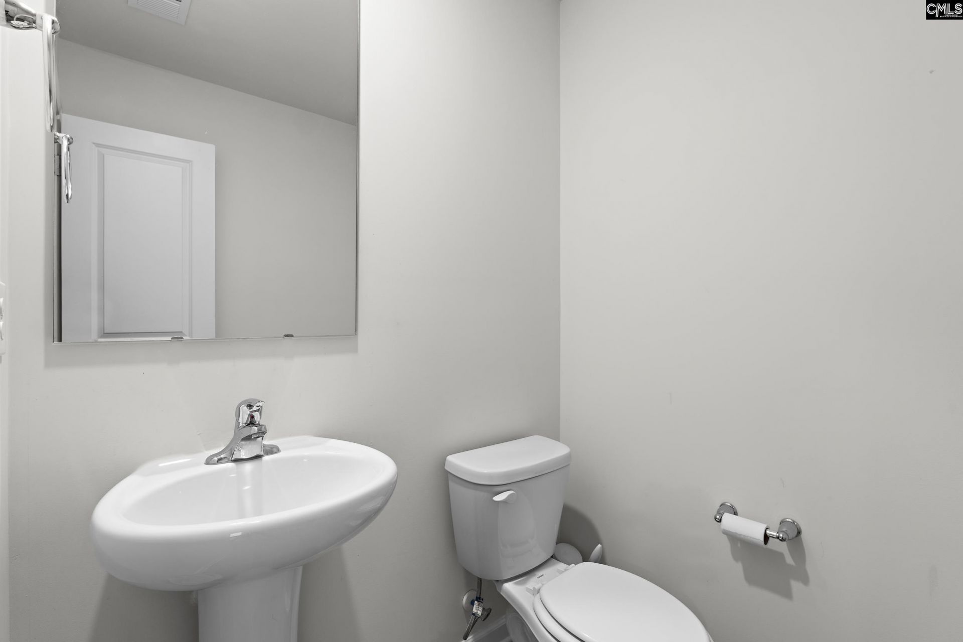 258 Carrington Drive Photo 16