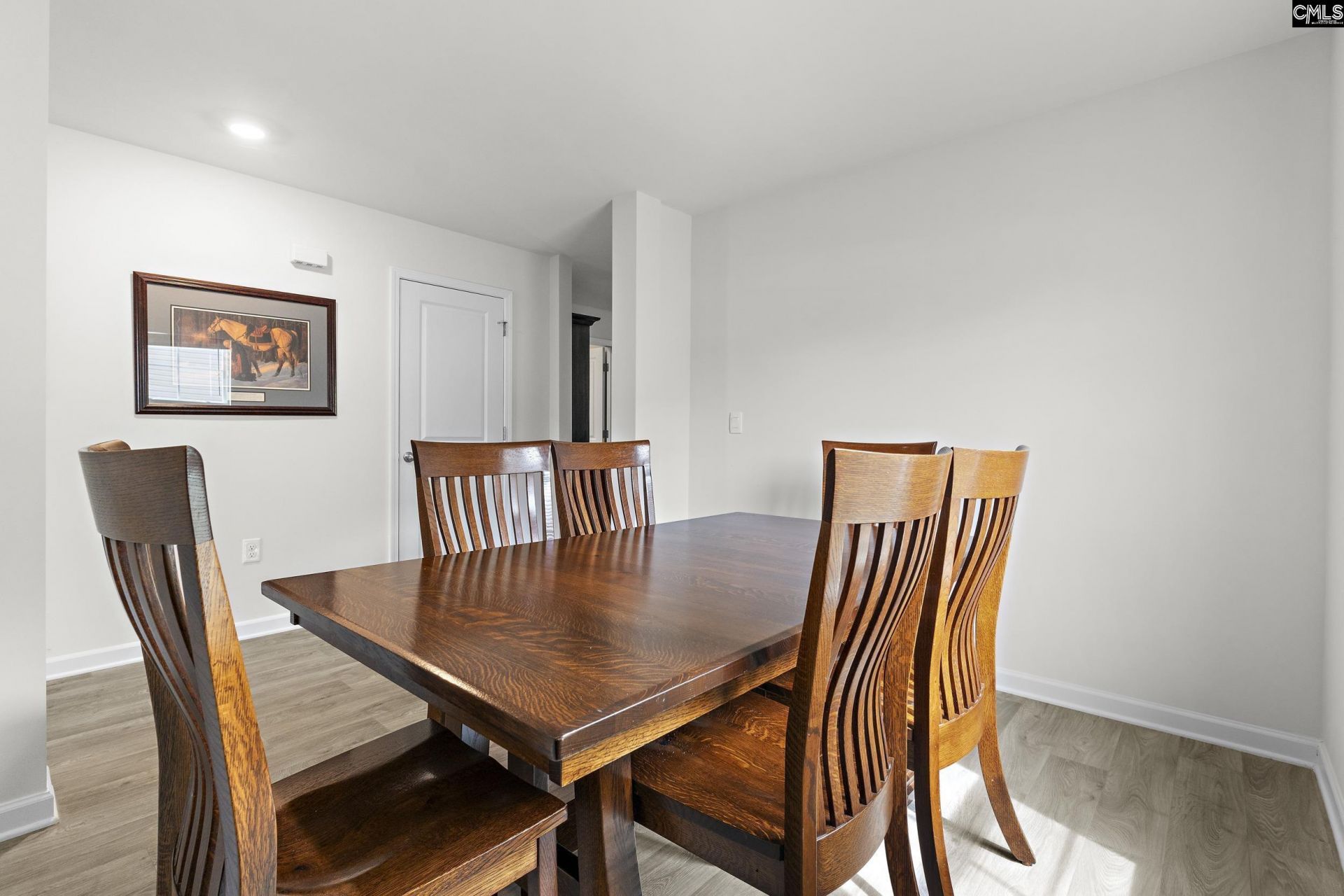 258 Carrington Drive Photo 8