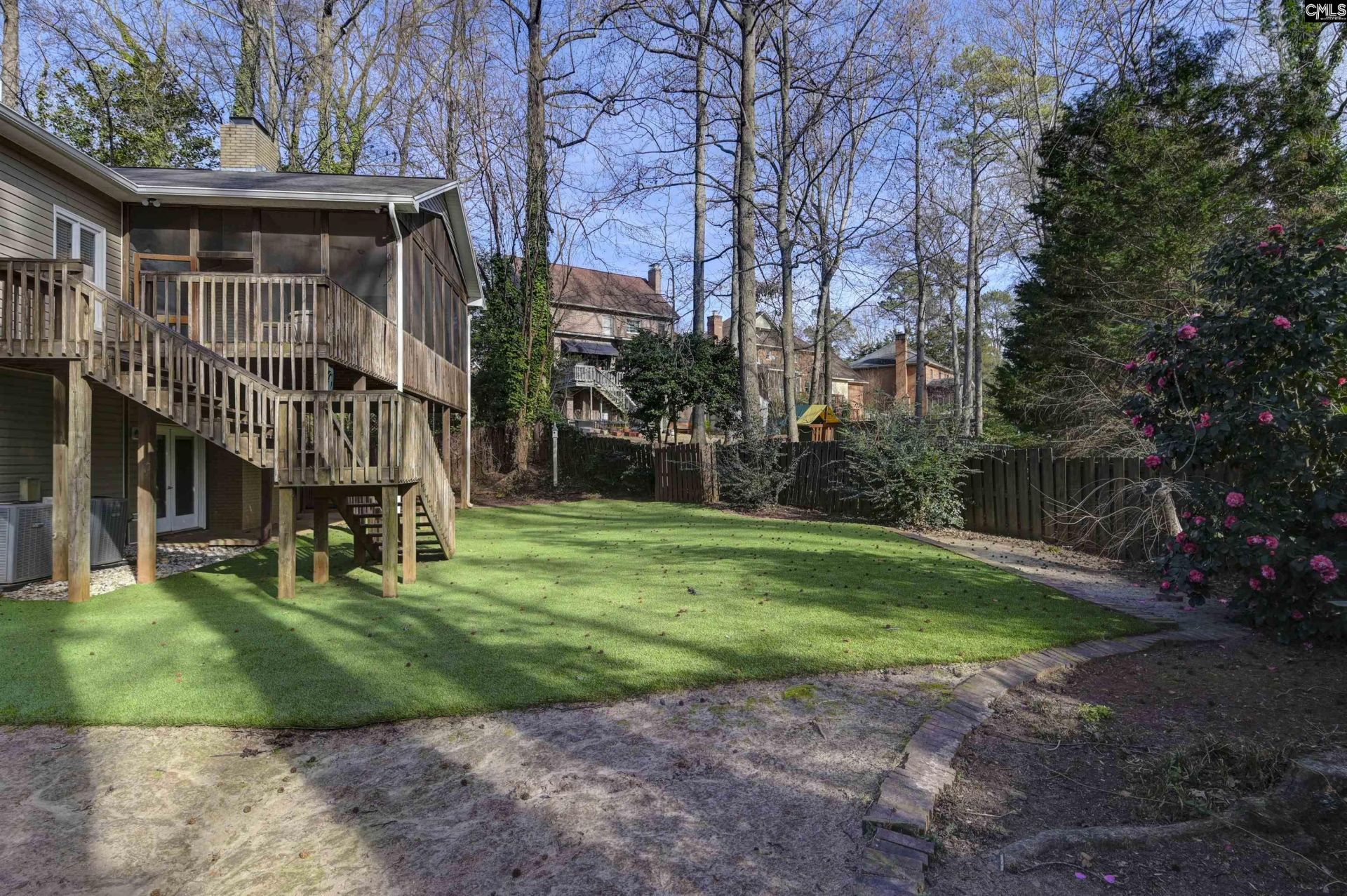 611 Clearview Court Photo 32
