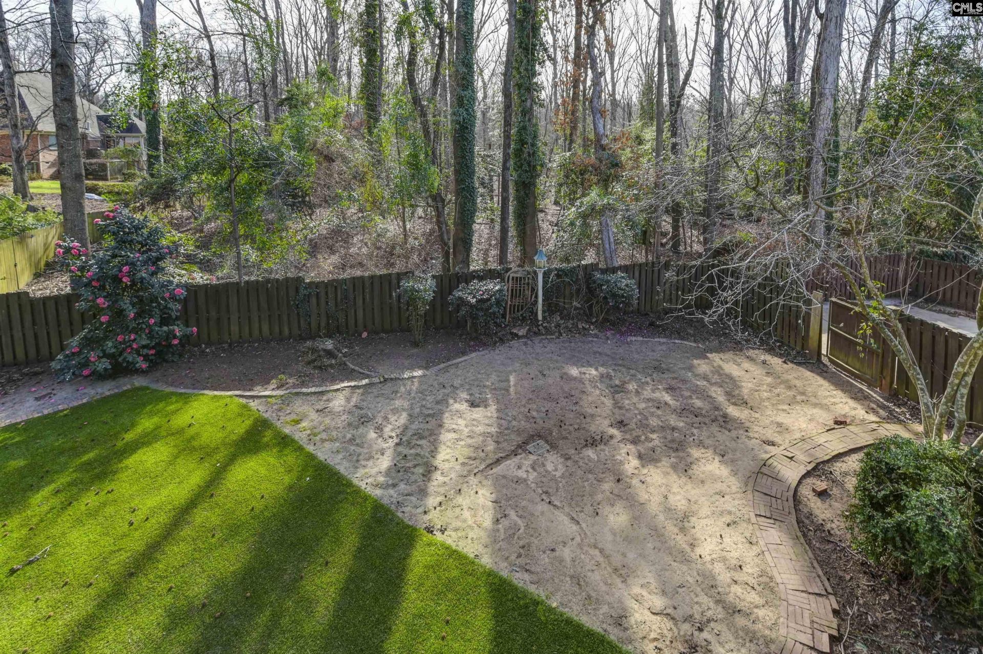 611 Clearview Court Photo 43
