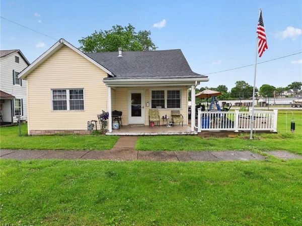 1403 Baird Avenue , Cambridge, OH 43725