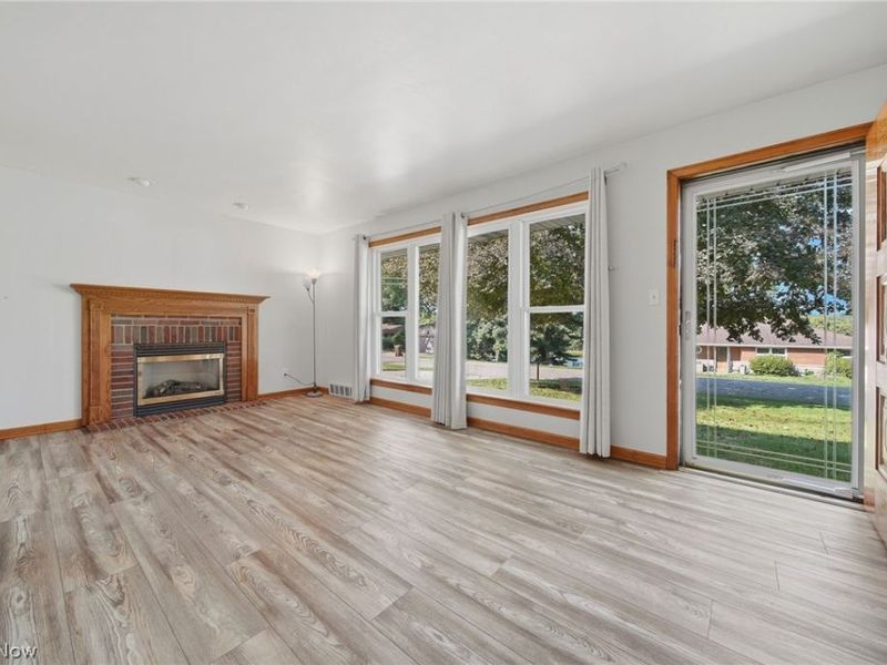 1724 Spring Valley Avenue NW, Canton, OH 44708 Photo 3