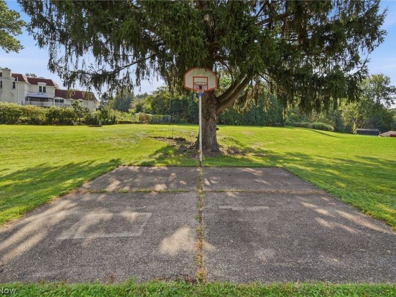 1724 Spring Valley Avenue NW, Canton, OH 44708 Photo 33