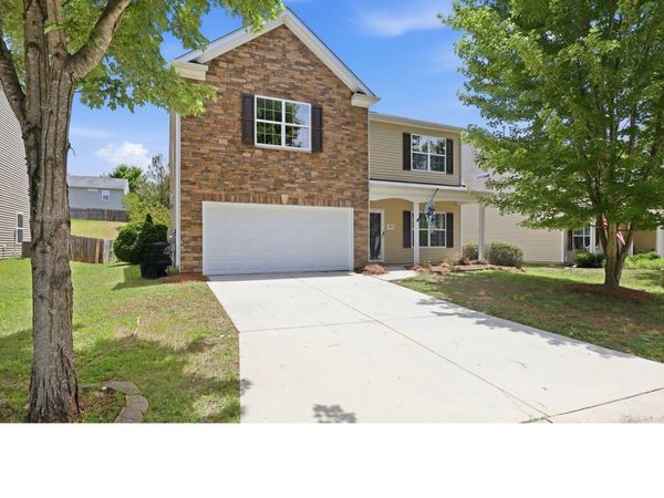 282 Water Lily Circle, Winston Salem, NC 27107