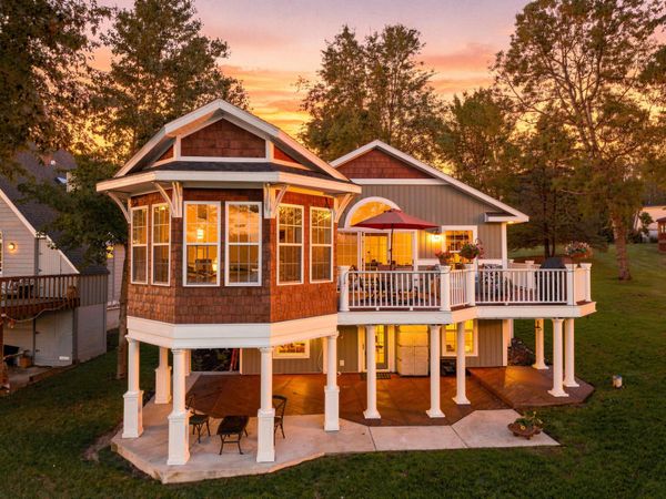 7060 Southwest Drive, Stanwood, MI 49346