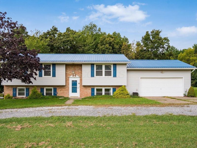 60145 Wintergreen Road, Senecaville, OH 43780 Photo 2