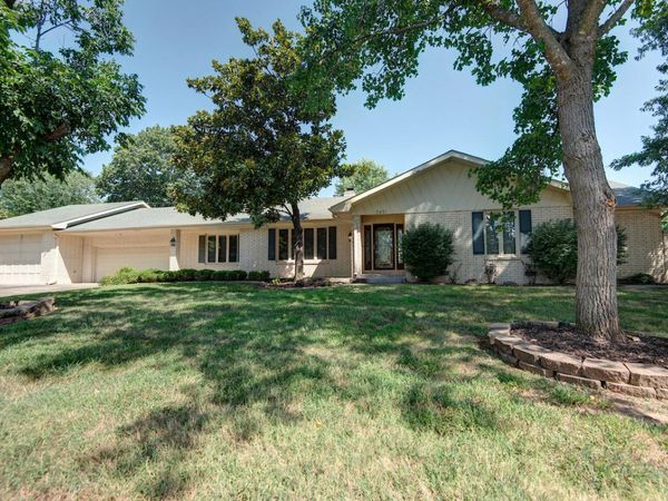 3451 E Carol Drive , Springfield, MO 65809