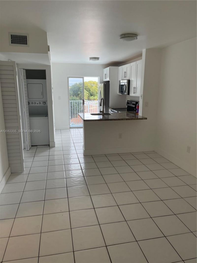 2575 SW 27th Ave , Unit 506, Miami, FL 33133 Photo