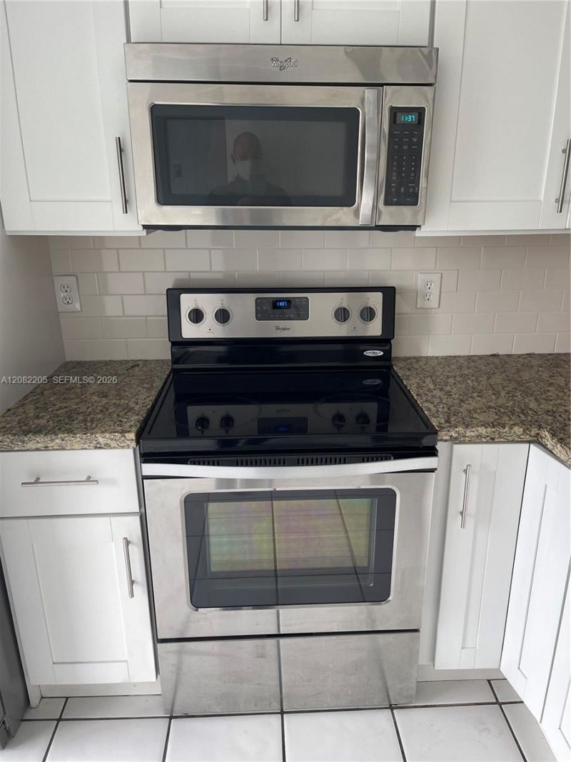 2575 SW 27th Ave , Unit 506, Miami, FL 33133 Photo