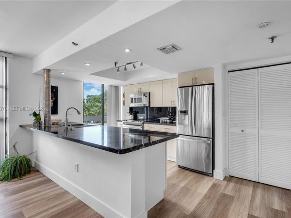 2501 BRICKELL AV , Unit 201, Miami, FL 33129