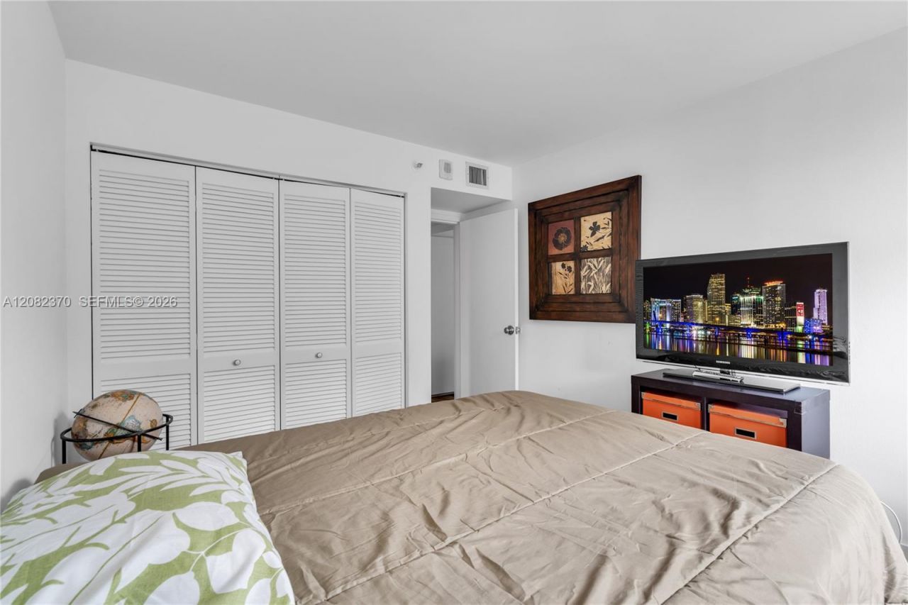2501 Brickell Av, Unit 201, Miami, FL 33129 Photo