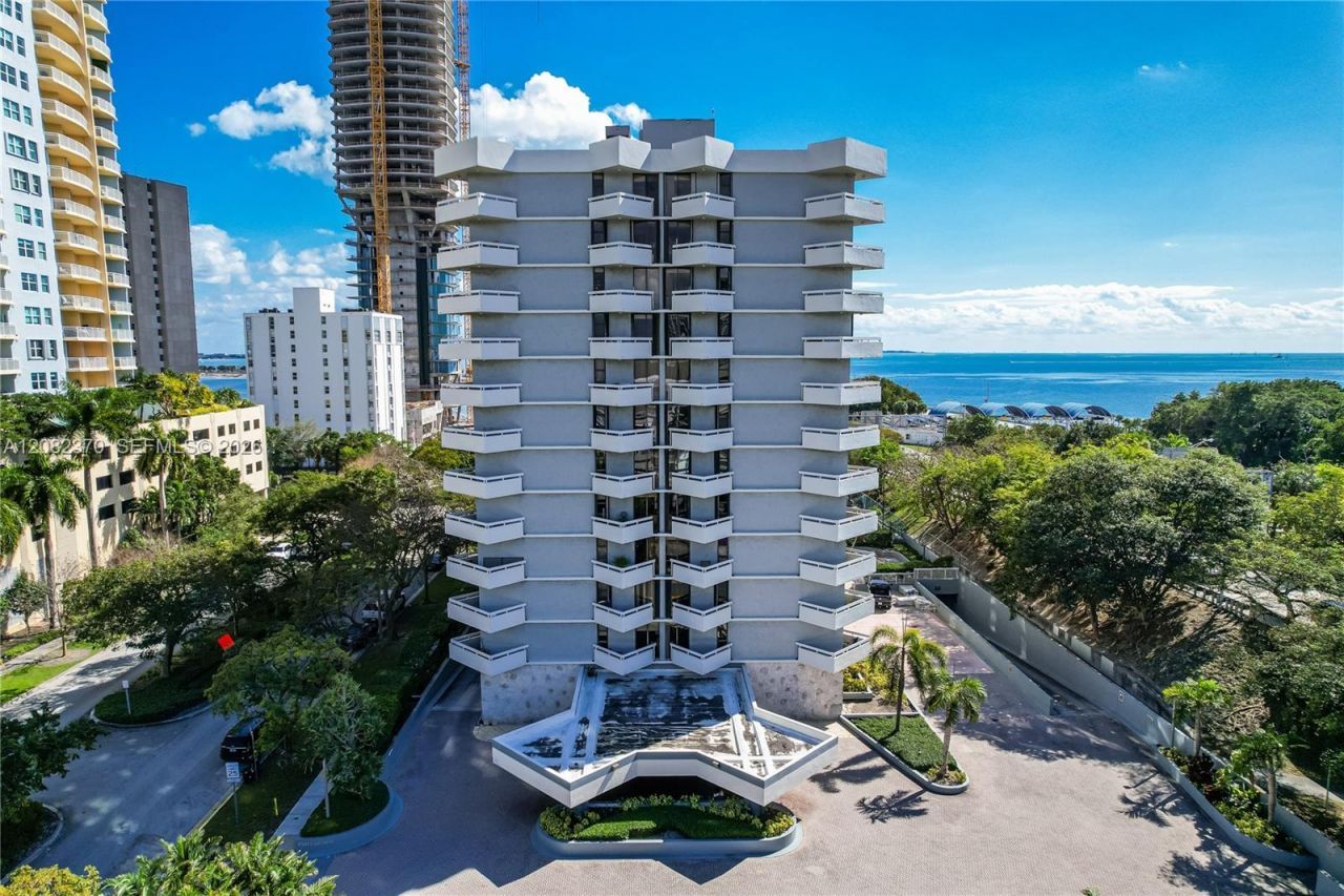 2501 Brickell Av, Unit 201, Miami, FL 33129 Photo