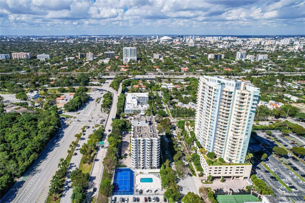 2501 Brickell Av, Unit 201, Miami, FL 33129 Photo
