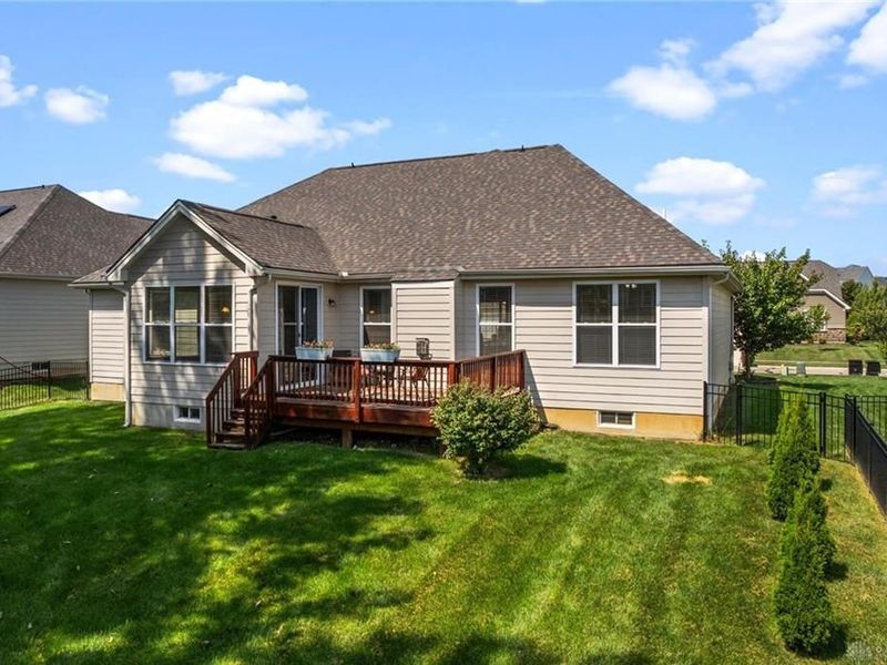3605 Marwood Drive, Bellbrook, OH 45305 Photo 2