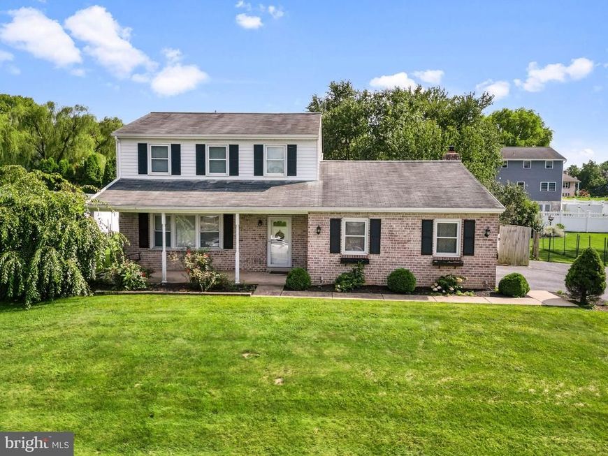 2440 Douglas Drive, Lancaster, PA 17602 Main Photo