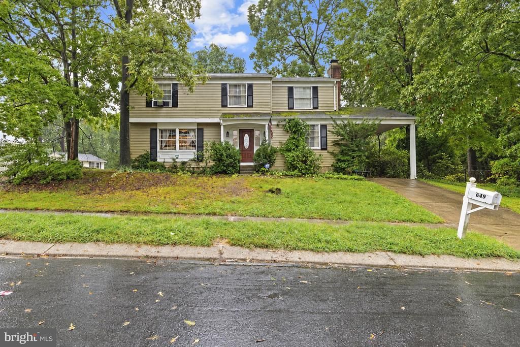 649 Parkland Place, Glen Burnie, MD 21061 Main Photo