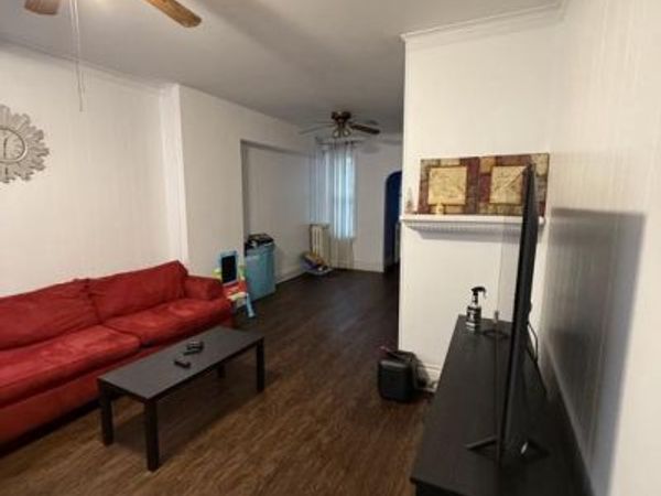 422 MAPLE STREET, READING, PA 19602