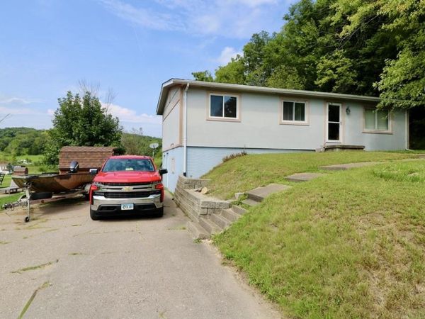 4763 Barbara Court, Bellevue, IA 52031