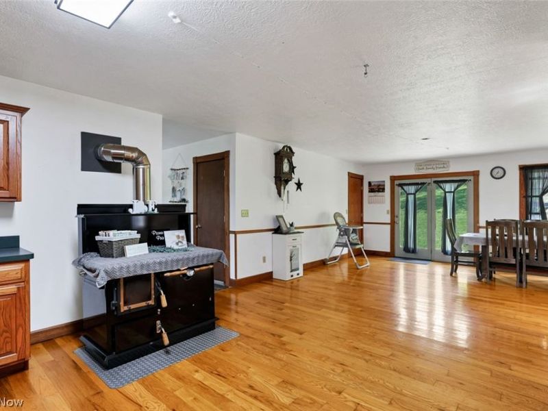 742 Peters Cave Road, Patriot, OH 45658 Photo 11