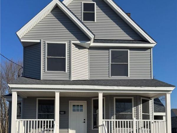694 Erie Street , Grafton, OH 44044