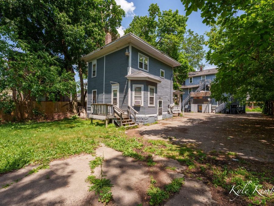 Property Image 4