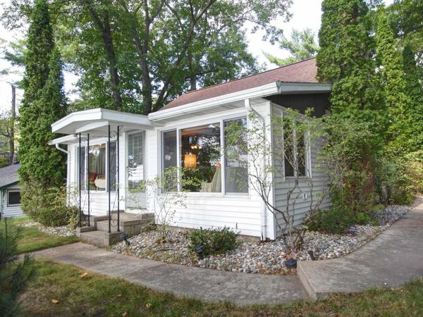 2624 Crescent Shores Drive, Traverse City, MI 49685