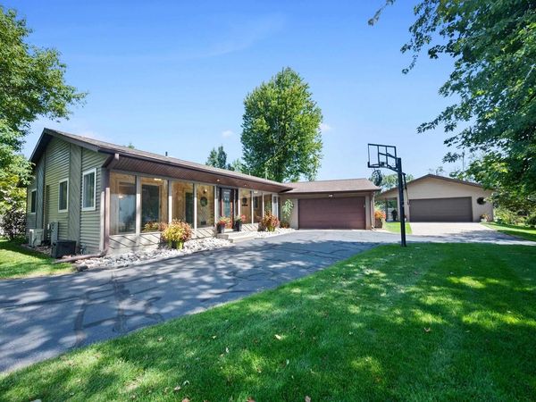 2040 BIRCH DRIVE, Plover, WI 54467