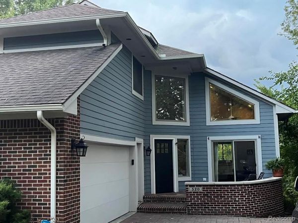 320 Charlevoix Street , Commerce Township, Mi 48382
