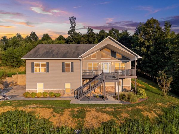 365 Meadowbrook Lane, Trenton, GA 30752