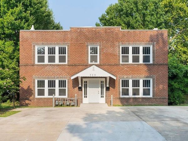 220 N Tacoma Avenue , Tulsa, OK 74127