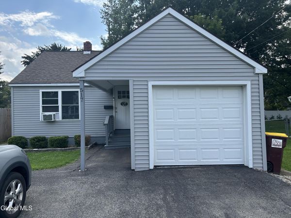 517 Elliott Street, Glenville, NY 12302