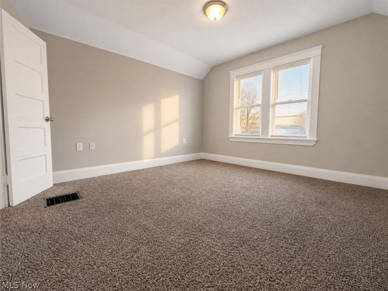 1268 E 169th Street, Cleveland, OH 44110 Photo 13