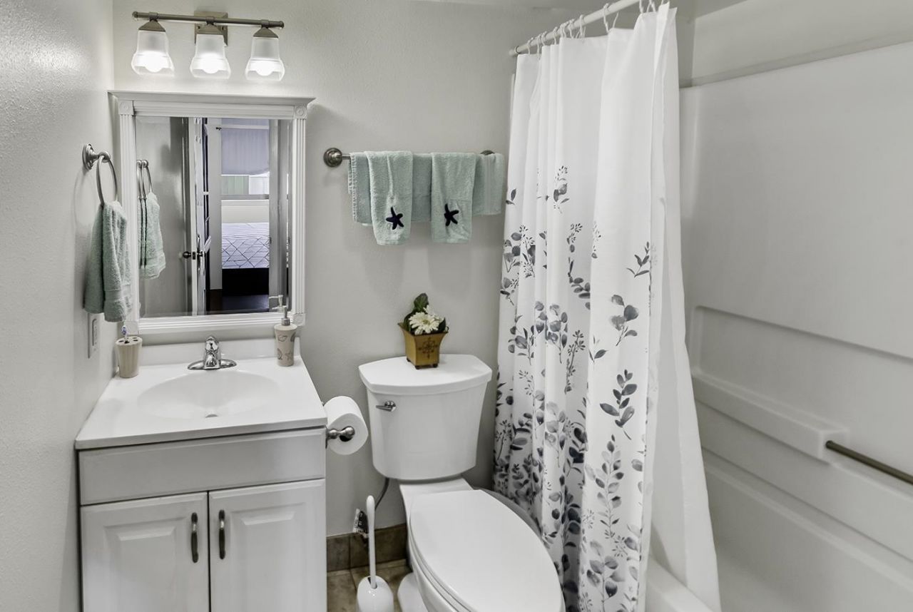 1605 S Ocean Blvd.  Photo 10