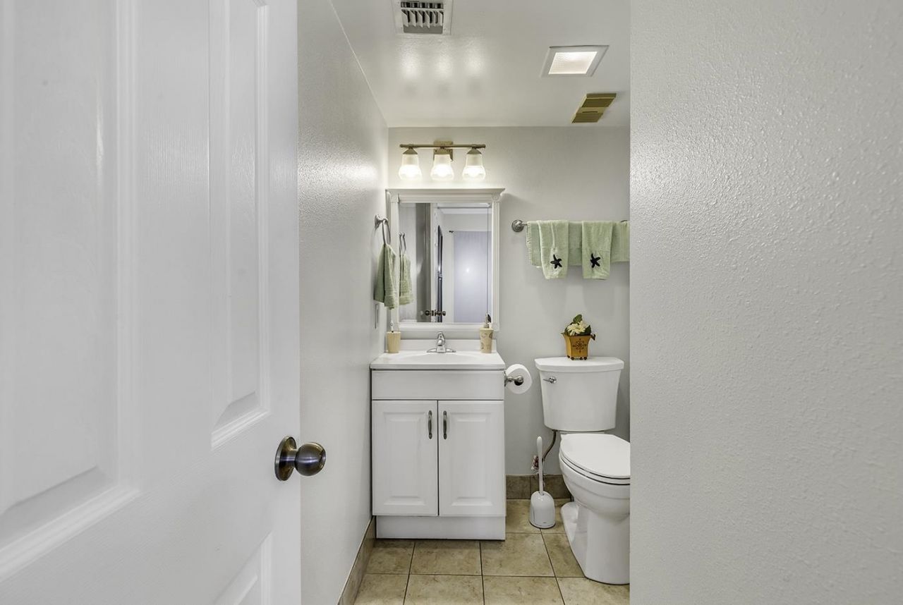 1605 S Ocean Blvd.  Photo 11