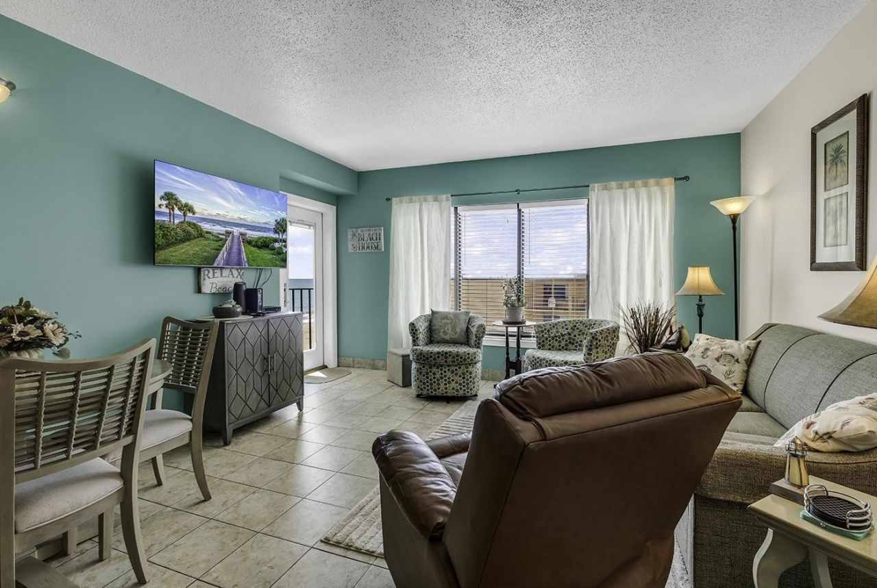 1605 S Ocean Blvd.  Photo 4