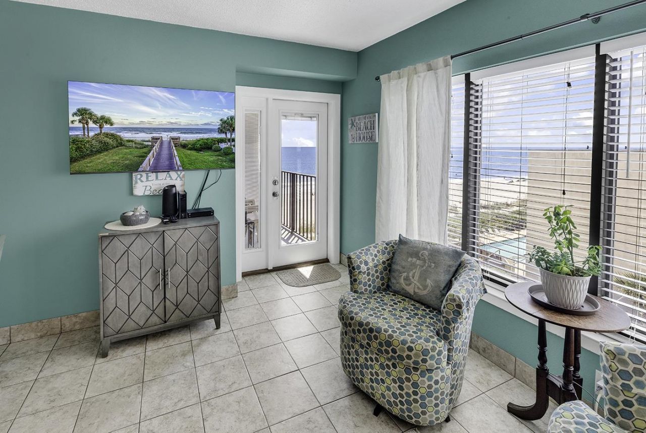 1605 S Ocean Blvd.  Photo 6