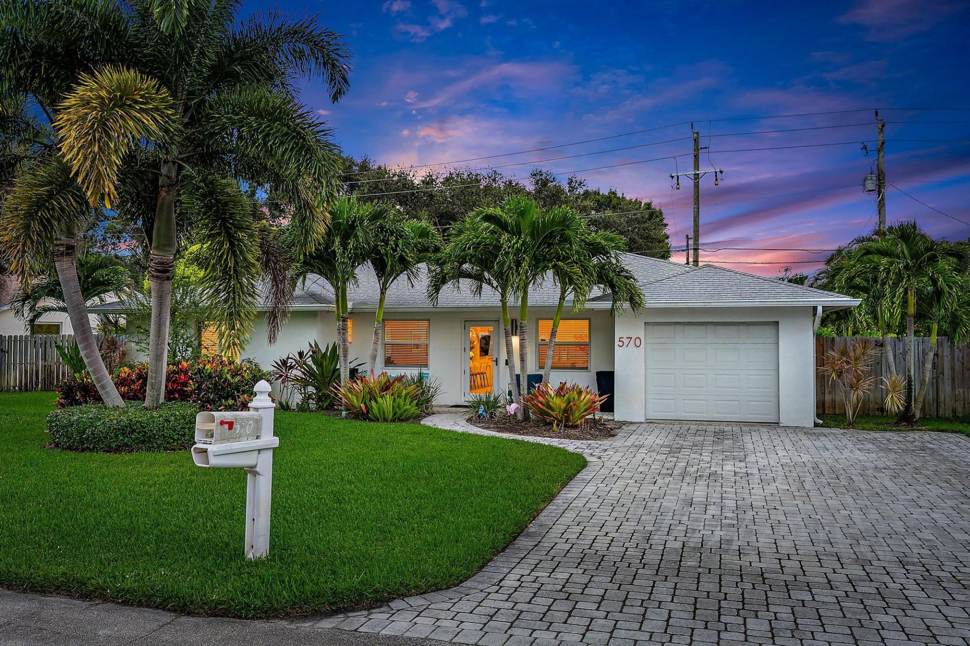 570 N Dover Road, Tequesta, FL 33469 Photo