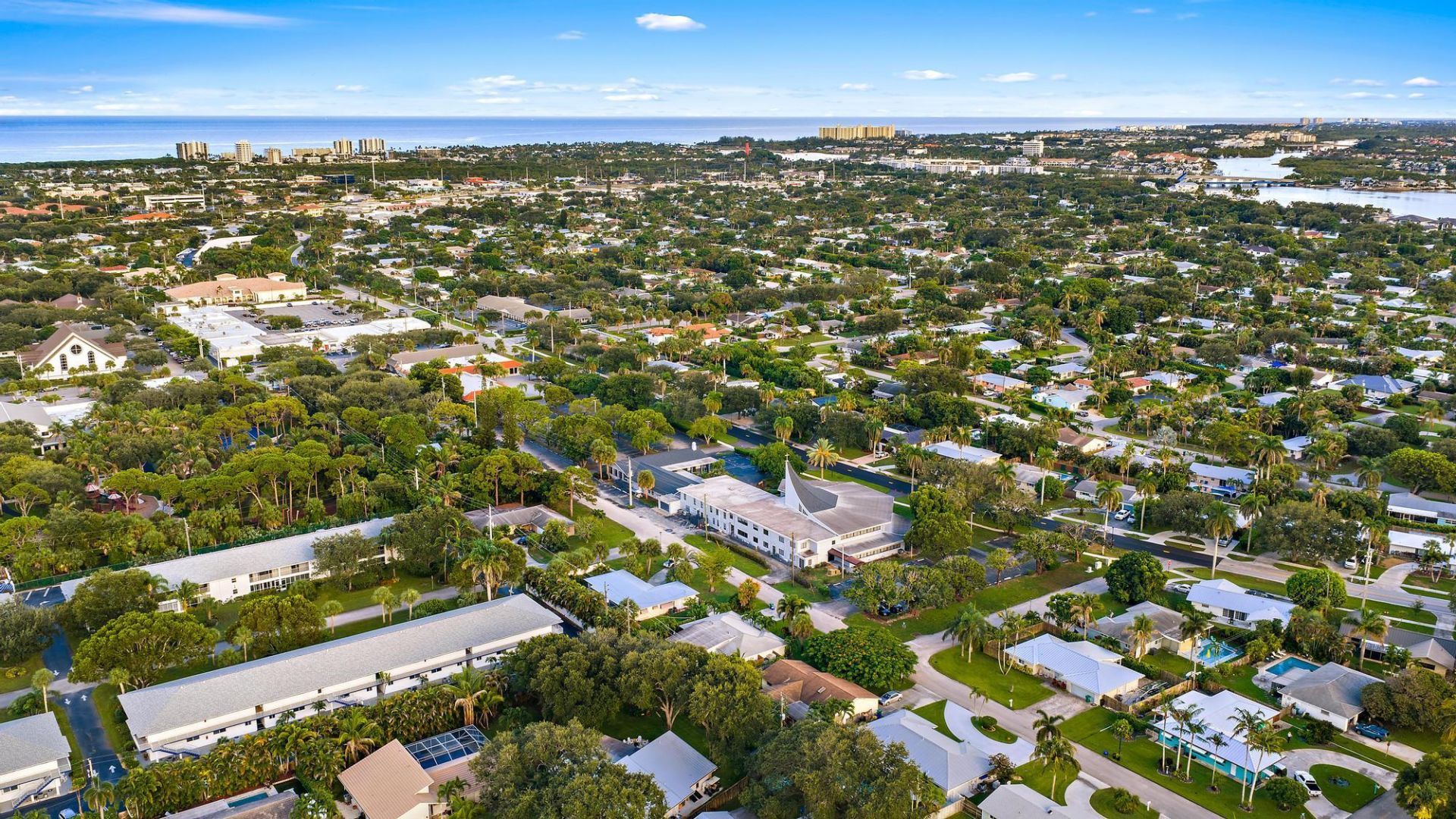 570 N Dover Road, Tequesta, FL 33469 Photo
