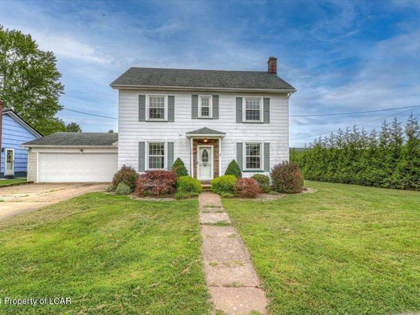 604 E 2nd Street, Weatherly, PA 18255