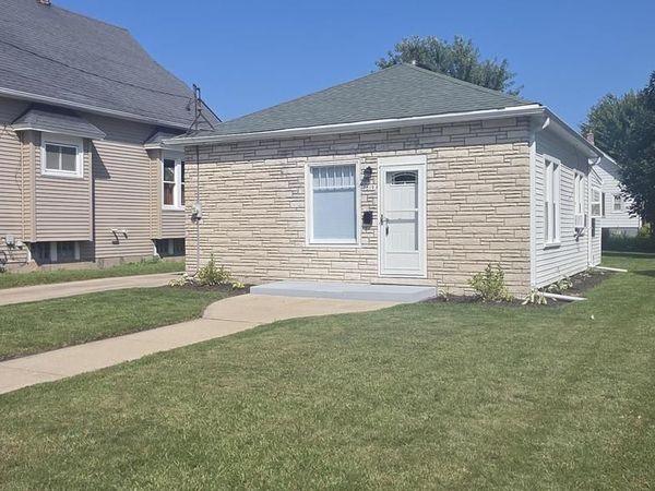 7319 25th AVENUE, Kenosha, WI 53143