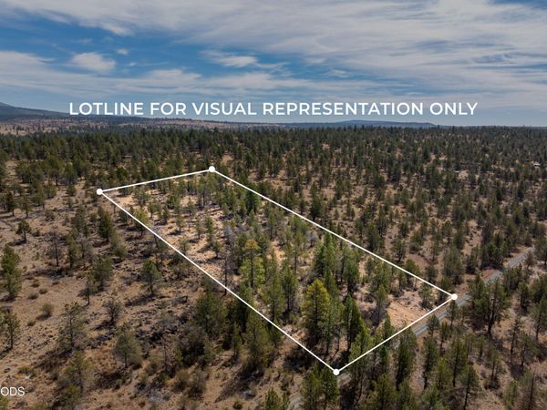 21 Klamath Falls Forest Estates, Klamath Falls, OR 97603