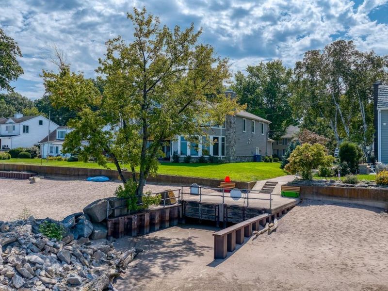 411 Gateway Boulevard, Huron, OH 44839 Photo 10