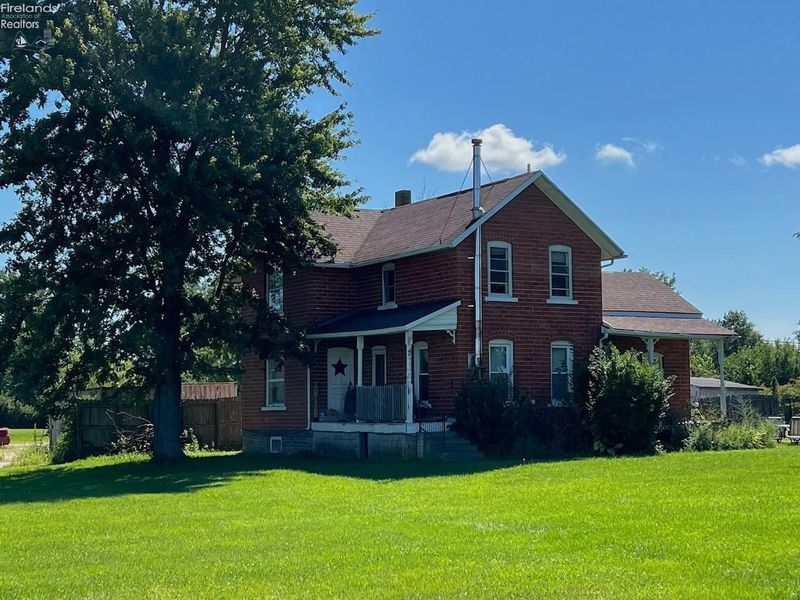 8840 W Genzman Road, Oak Harbor, OH 43449 Photo 1