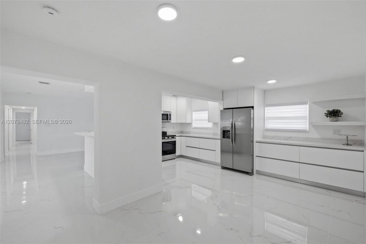 10901 SW 47th Ter, Miami, FL 33165 Photo